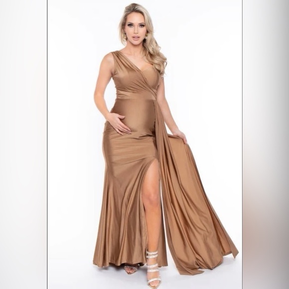 bump biddy Dresses & Skirts - Elegant Tan pregnancy Evening Gown